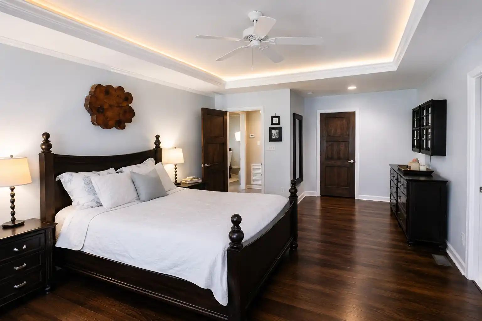 Desain Interior Aula Modern untuk POP POP oleh Bonito Designs